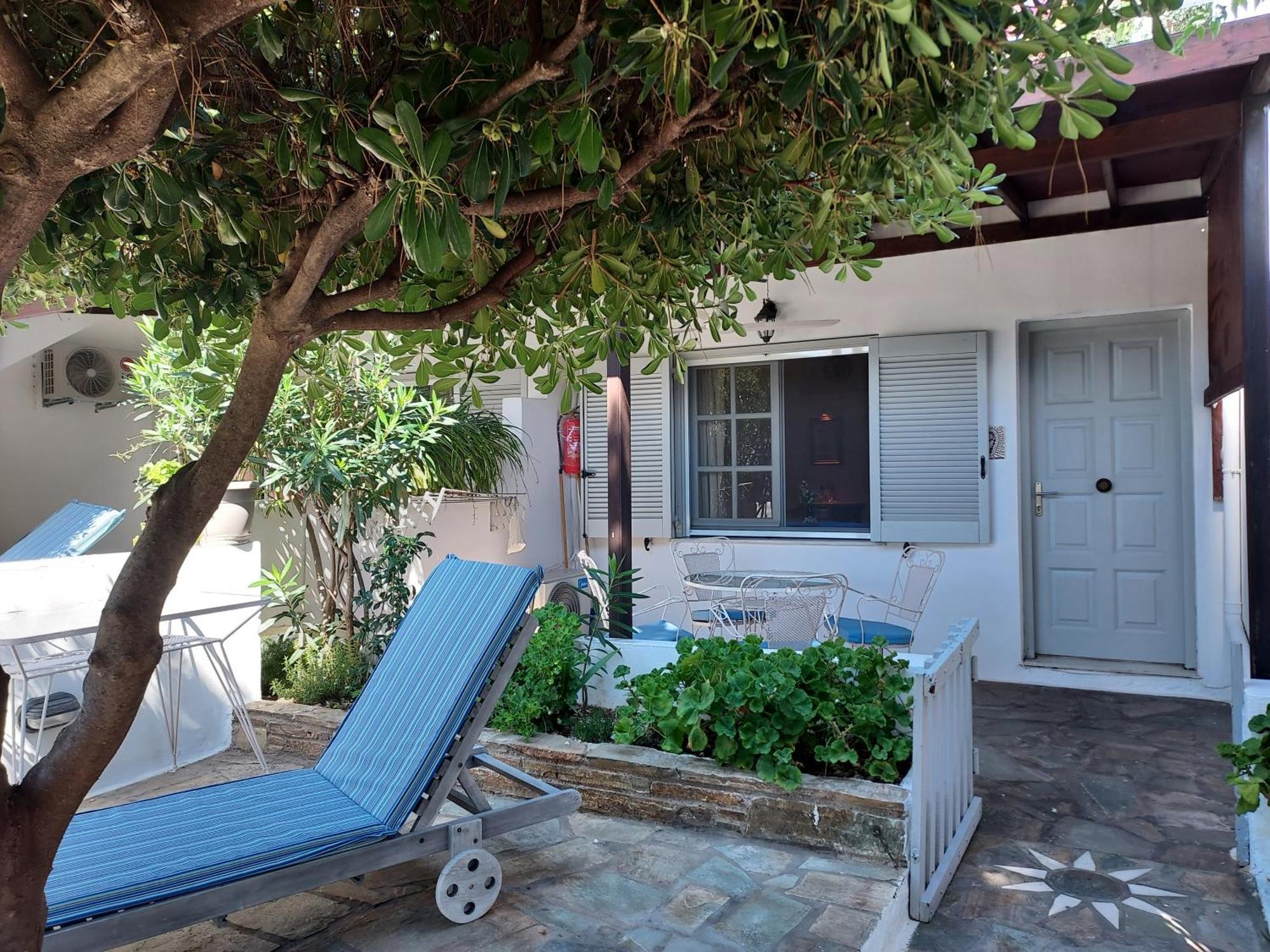 Villa Arni Andros - Βίλα Αρνη Batsíon Zimmer foto